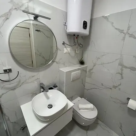 Iskra Guest house