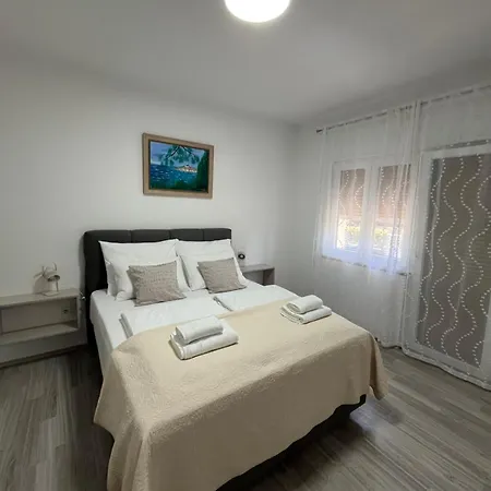 Iskra 3* Rovinj